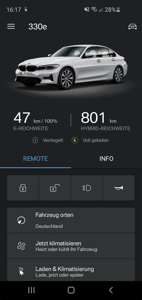 Schermata dell'app BMW Connected App con opzione di prenotazione tagliando