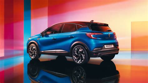 Renault Captur e-Tech full hybrid exterior