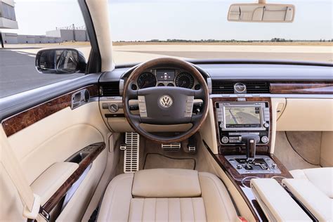 Interni lussuosi della Volkswagen Phaeton