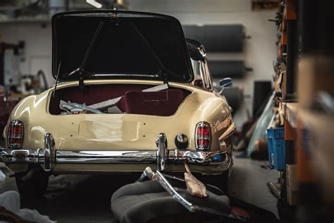 Restauro di un'auto d'epoca