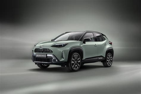Toyota Yaris Cross Hybrid in città