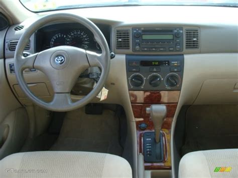 Dashboard Toyota Corolla 2005