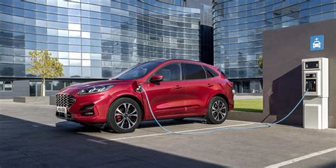 Ford Kuga Plug-In Hybrid charging