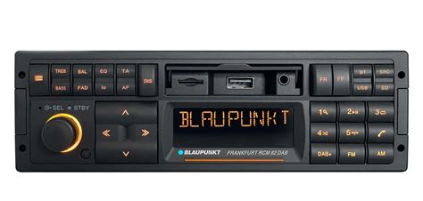 Retro autoradio con numero seriale