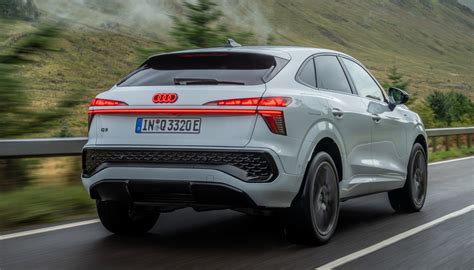 Audi Q3 nuova generazione design frontale