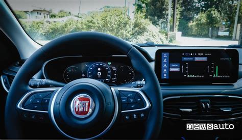 Fiat Tipo Hybrid motore e batteria