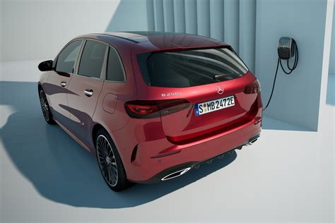 Mercedes-Benz Classe B in strada