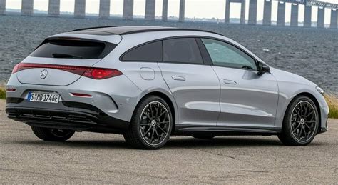 Mercedes CLA di prima e seconda generazione a confronto