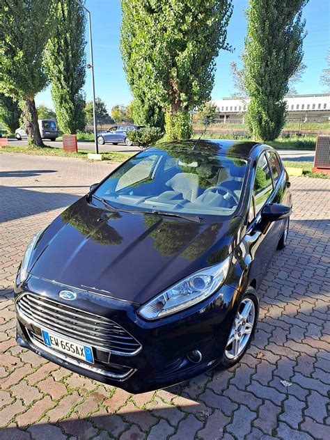 Ford Fiesta 6a serie frontale