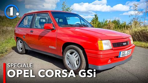 Opel Corsa GSi in curva su pista