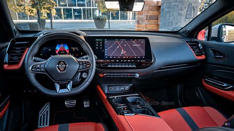 Interni Renault Captur 2026 con infotainment