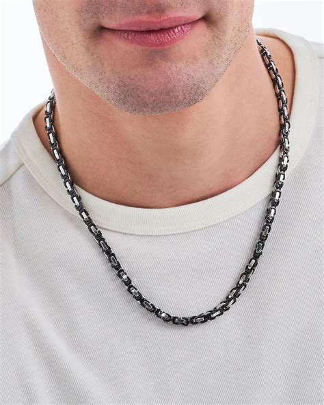 Collana Mercedes-Benz da uomo con logo e ciondoli