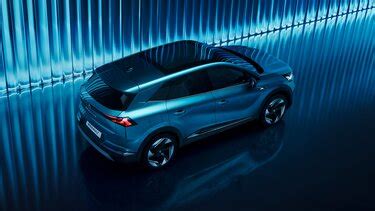 Profilo della Renault Symbioz con tetto panoramico