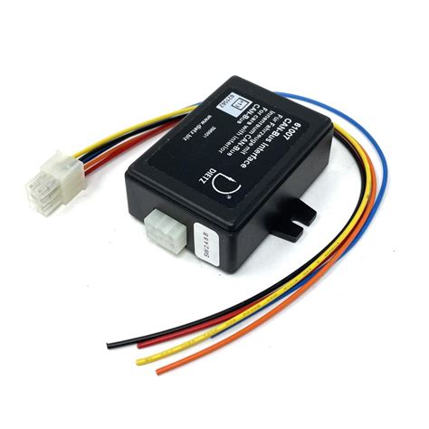 Interfaccia CAN-bus per autoradio aftermarket