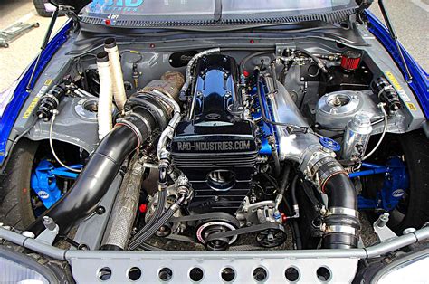 Dettaglio del motore 2JZ-GTE della Toyota Supra MKIV