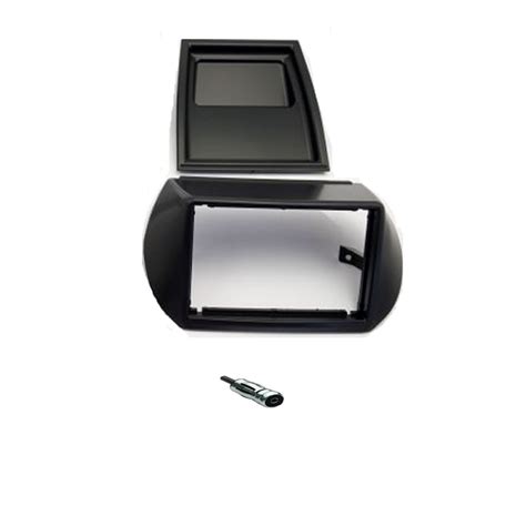 Esempio di mascherina 2 DIN per Fiat Qubo