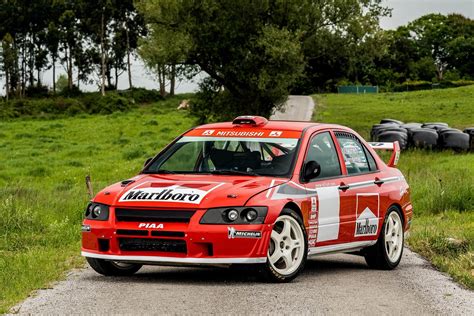 Mitsubishi Lancer WRC in azione
