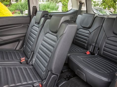 Interni Ford Galaxy con 7 posti