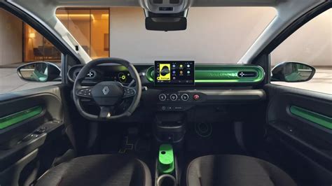 Illustrazione di una Renault Twingo con smartphone integrato nel cruscotto