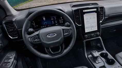 Interni tecnologici del Ford Ranger