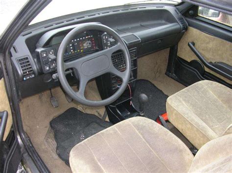 Interni di una Fiat Uno seconda serie