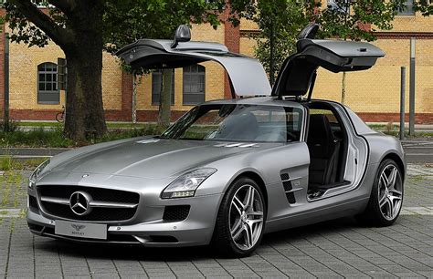 Mercedes-Benz SLS AMG frontale