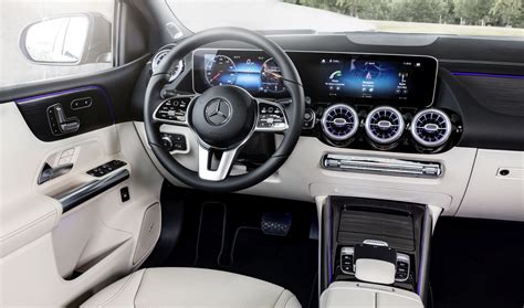 Mercedes Classe B W247 interni