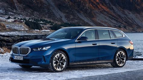 BMW Serie 5 Touring display curvo interno