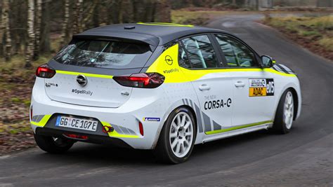 Opel Corsa-e Rally in azione
