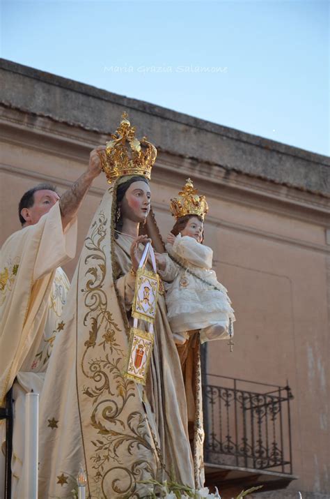 Madonna della Mercede con Gesù Bambino e abiti mercedari