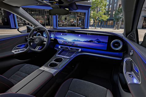 Interni Mercedes Classe A con tetto panoramico