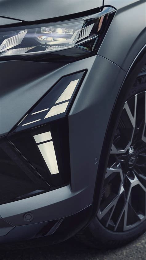 Dettaglio del design frontale e gruppi ottici della Passat B8