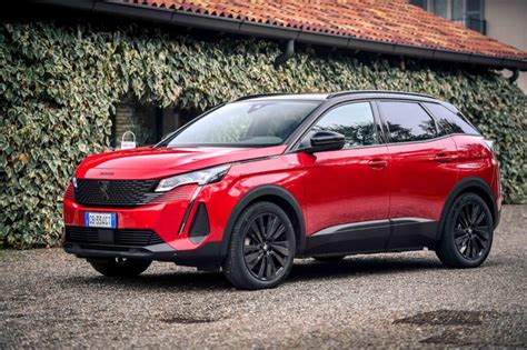 Peugeot 3008 su strada