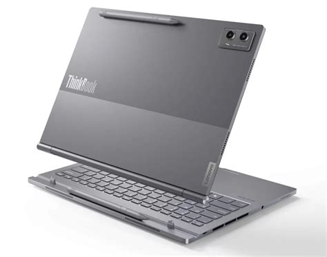 Dispositivo Lenovo ThinkBook Plus Gen 5 Hybrid in modalità laptop