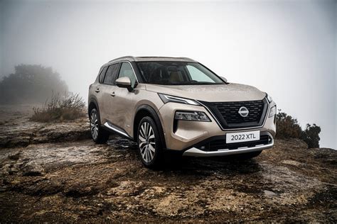 Design esterno della Nissan X-Trail di quarta generazione
