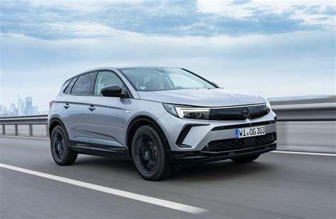 Opel Grandland X esterni