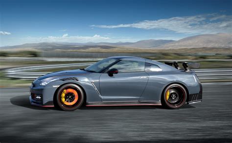 Nissan GT-R Nismo 2023 interno