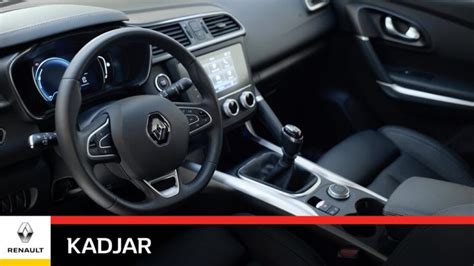 Interni della Renault Kadjar con ampio spazio per i passeggeri
