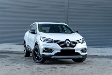 Renault Kadjar HYPNOTIC in colore Bianco Ghiaccio con dettagli neri