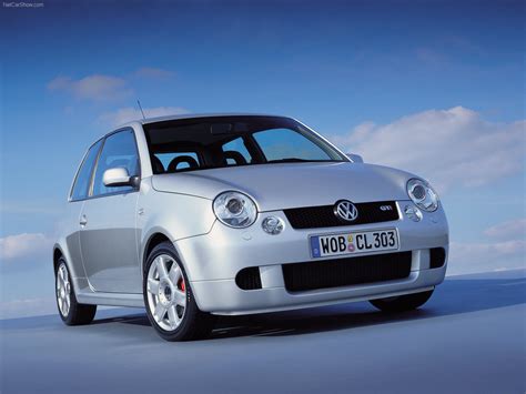 Panoramica degli interni sportivi della Volkswagen Lupo GTI