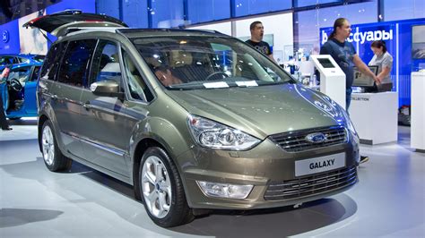 Schematico del design Kinetic Design di Ford