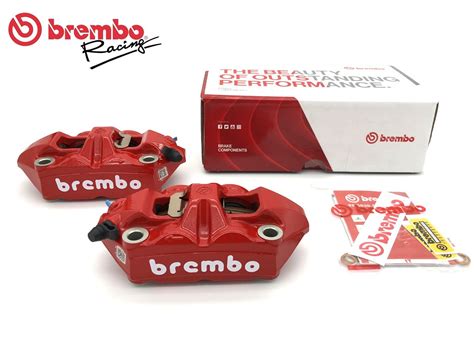 Ford Kuga con pinze freno Brembo rosse