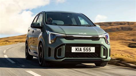 Kia Picanto city driving