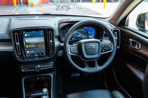 Sistemi di sicurezza attiva Volvo XC40