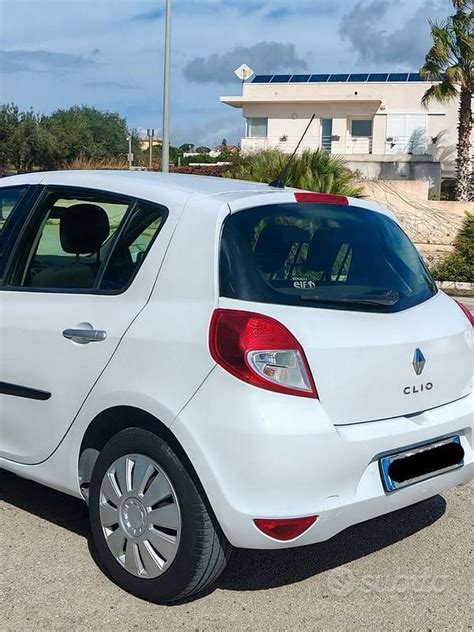 Renault Clio 2010 usata