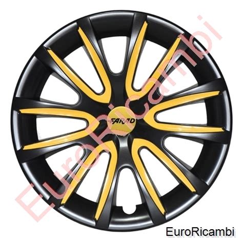 set di copricerchi neri con inserti colorati su cerchio in acciaio