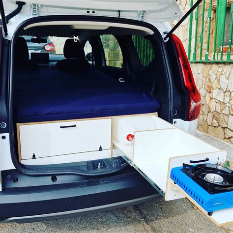 Dacia Lodgy camperizzata - vista esterna