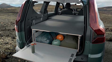 Dacia Jogger Sleep Pack dettagli interni