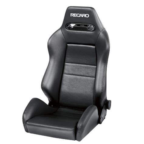 Dettaglio di un sedile Recaro con cuciture sportive