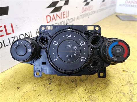 Ford Fiesta console clima manuale